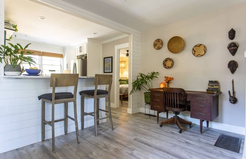 Riverland Terrace House | Bohemian Cottage with Outdoor Oasis w/Golf Cart!