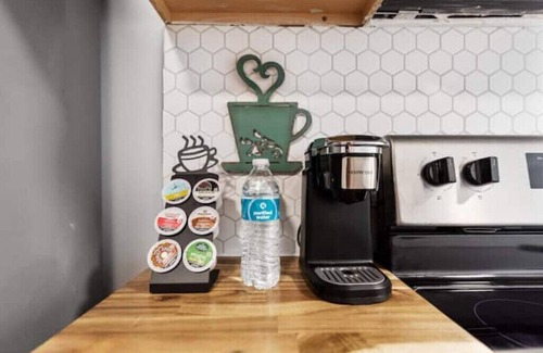 Apex House | BOHO BUNGALOW - STEPS FROM HISTORIC DOWNTOWN APEX