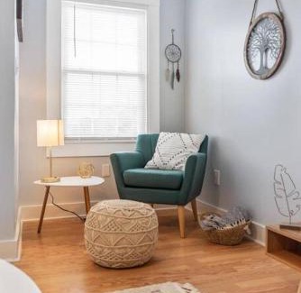 Apex House | BOHO BUNGALOW - STEPS FROM HISTORIC DOWNTOWN APEX