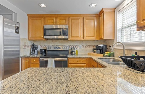 Smyrna House | Boho Lux Theme 3BR 3.5BA Near Truist Park