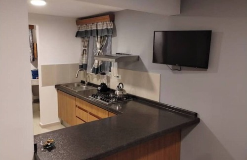 Guadalupe House | Bonita y Cómoda Casa a Minutos del Aeropuerto