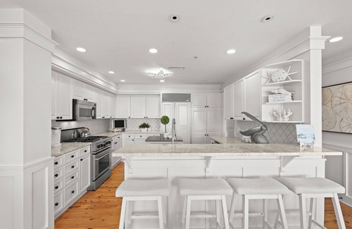 Gulf District Condo | Book a Fall Getaway! Beachside #22 - Gulf Front in Watercolor! 2 Large Gulf-fron