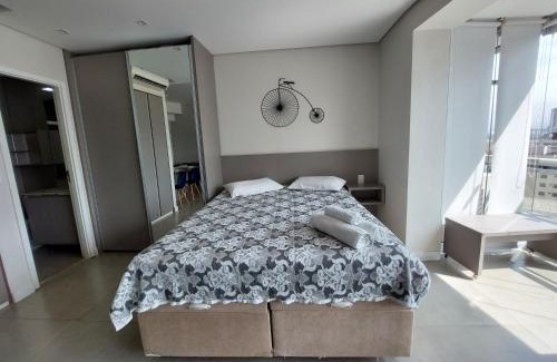 Pompeia Apartment | BOOK SANTOS - Unlimited 1710 - Beira Mar c/vista