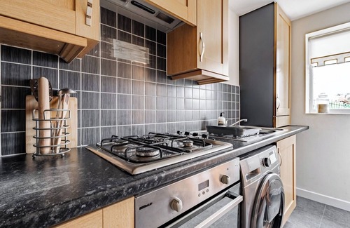 Bootle House | Bootle Haven - 2BD Retreat with Garden