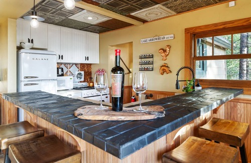 Lake Arrowhead Cabin | Bootlegger's Run