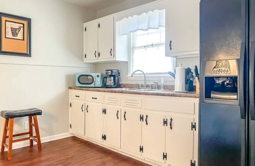 Normal House | Boswell Bliss Summary