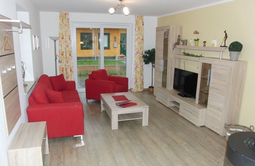 Kaschow Apartment | 'Bothmer Castle': Apartment for up to 5 guests (with extra bed) & pets