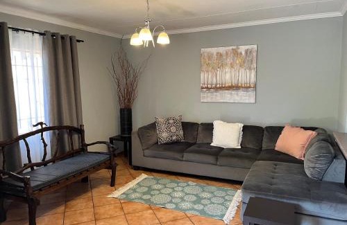 Polokwane Bed & Breakfast | Bougain Villa Guest House
