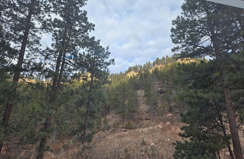 Sturgis House | Boulder Canyon Trailhead Private Home Near Sturgis On Paved Road