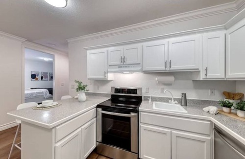 Boulder City House | Boulder City "The Town that built Hoover Dam" 23 mins. from the Las Vegas Strip