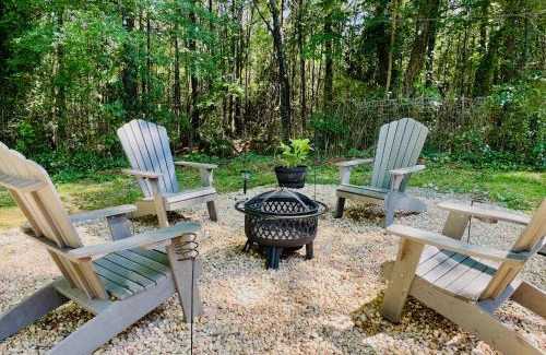 Seneca House | Bountyland Cottage - Lake Keowee - Mountains - Clemson University