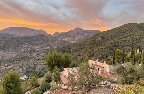 Alcaucin Bed & Breakfast | Boutique B&B El Refugio