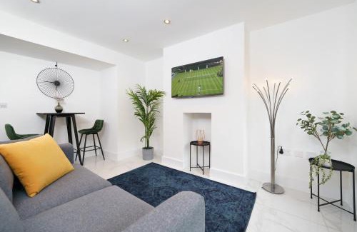 Bromley North Apartment | Boutique Flat near O2 & Excel