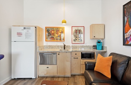 Folly Beach Hotel | Boutique Hotel Folly Room 8: Deluxe Studio with a spacious deck and marsh views