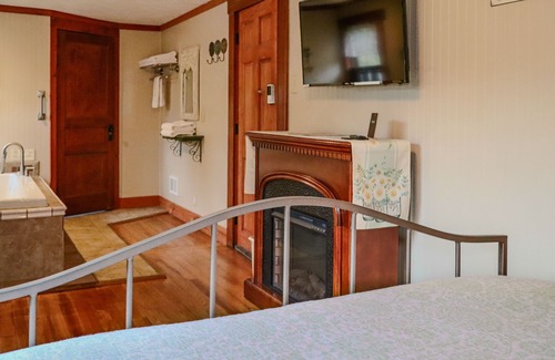 Logan House | Boutique Inn/Hotel