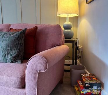 Ellesmere House | Boutique style cosy cottage