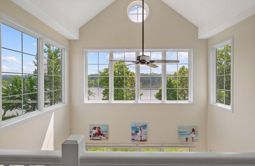 Ottawa Cottage | Bow-wow on The River #5