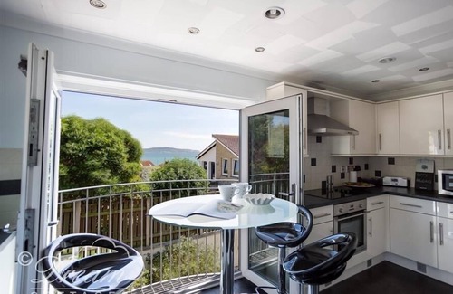 Weymouth Cottage | Bowleaze View