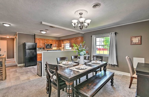 Oakland House | Bowling Green Farmhouse 10 Mi to Mammoth Cave