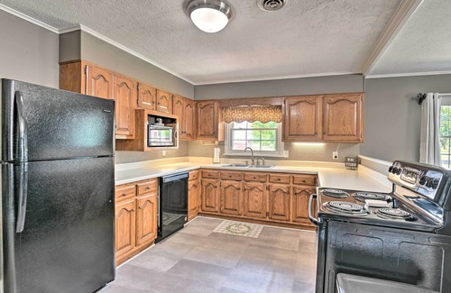 Oakland House | Bowling Green Farmhouse 10 Mi to Mammoth Cave