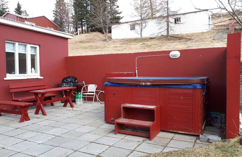 Eyjafjaroarsveit Cabin | Brúnalaug Guesthouse Holiday Home