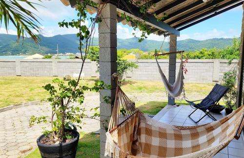 Pantano do Sul House | Peace and quiet on the sand in the south of Florianópolis Island