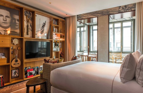 Centro Hotel | Brach Madrid - Evok Collection