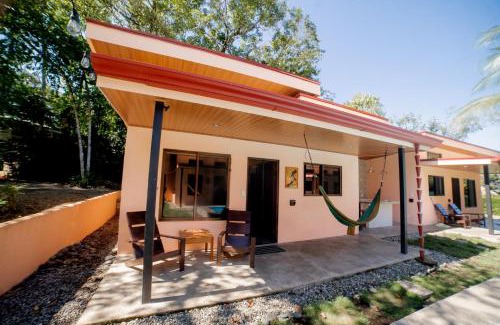 Pavones Hotel | Brahman Bungalows on Pavones Point