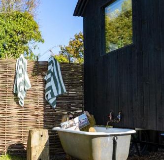 Woodbridge Apartment | Bramley Cabin Suffolk Relaxing Getaway