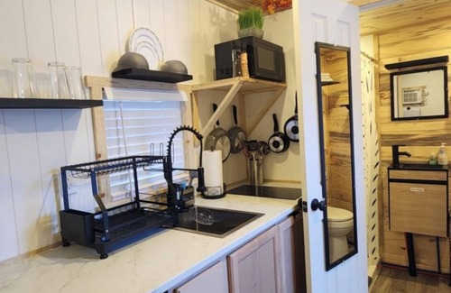 Trinidad Cabin | Brand new Cozy cabin/tiny home. Very cute, clean w/Senic views. Private & quiet