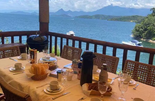 Angra dos Reis House | BRAZILIAN INDONESIA