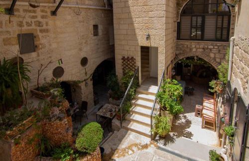 Bethlehem Apartment | BREAD HOUSE