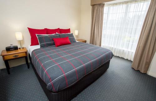 Solomontown Hotel | Breakfree Port Pirie