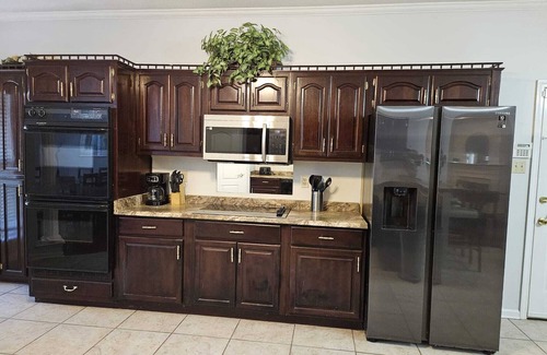 Southaven House | Breathtaking 8 BR+ Extra room w/Pool- Lake View