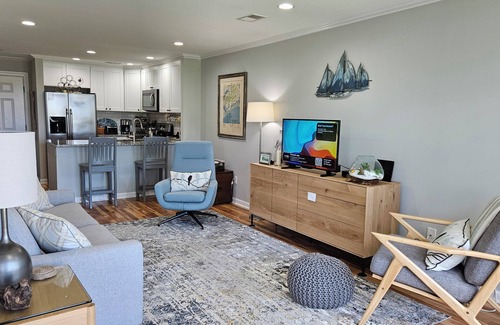 Seabrook Island Villa | Breathtaking Salt Marsh Views & Sunsets & Kayaking with Dolphins