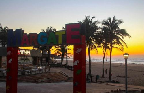 Margate Beach Apartment | Breathtaking sea view apartment-Margate RSA