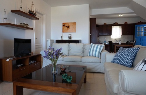 Ios Villa | Breathtaking view experience centrally located Ios