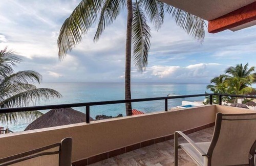 San Miguel House | Breathtaking Views, Bicycle to Town