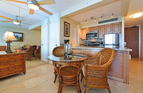 Honokowai Apartment | Breathtaking Views! - Oceanfront! Mahana 813!