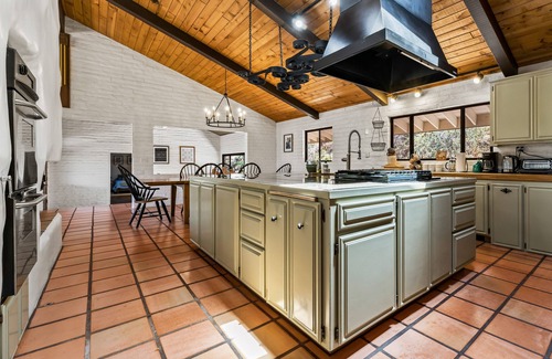 Three Rivers House | Breathtaking Views of National Park (10 minutes from Sequoia!)