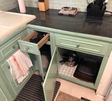 Montgomery House | Breezy like Sunday Morning- Close to Everything!