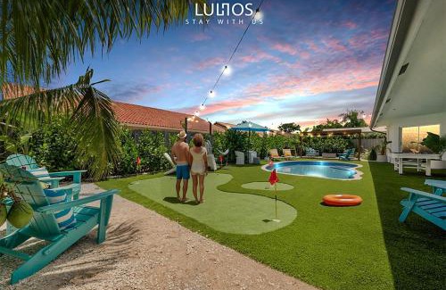 Richmond West House | Breezy Oasis with Pooltable, Heated Pool, Golf & Gazeebo L29