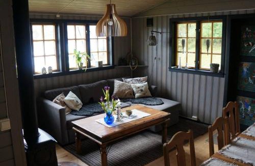 Ulstein Municipality House | Bregnehytte