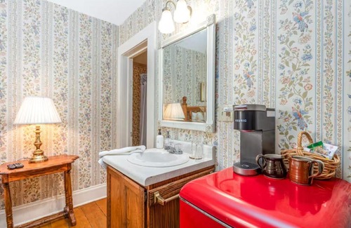 Galena Apartment | Briarstone Inn Unit 7