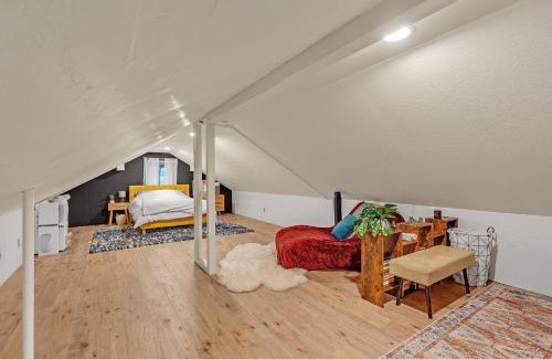 Sutter Creek House | Brick & Creek House home