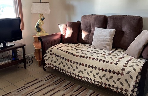 Cadiz House | Bridge View on the Water - Breathtaking View of Lake Barkley