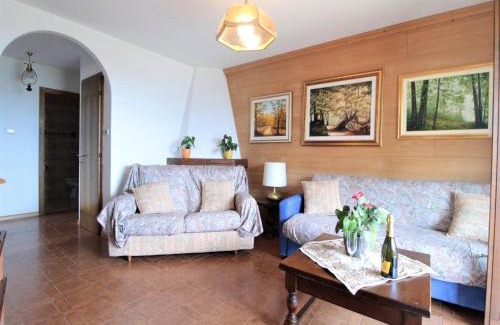 Carano Apartment | Bright apartment in Val di Fiemme near ski bus