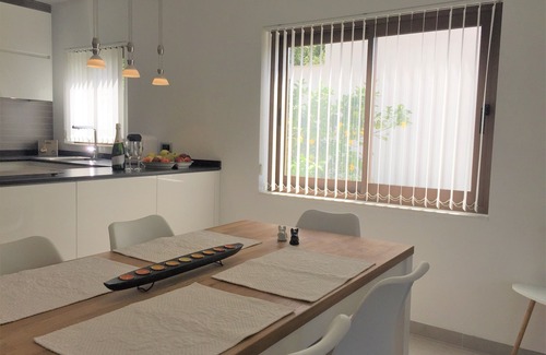 Mal Pas-Bon Aire House | Bright, detached, renovated villa in very quiet residential area #ETV 9426