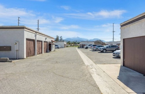 Patton Apartment | Bright & Modern 2BR Hideaway – BRAND NEW!