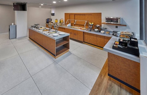 Zona Paseo Montejo House | Bright Retreat with Modern Comfort and Outdoor Pool Near Mérida’s Highlights